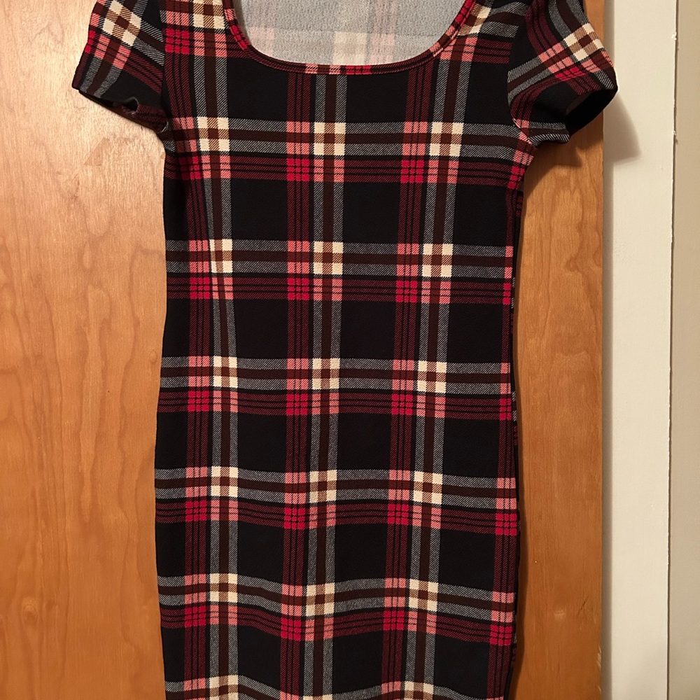 SHEIN Red and Black Plaid Mini Dress